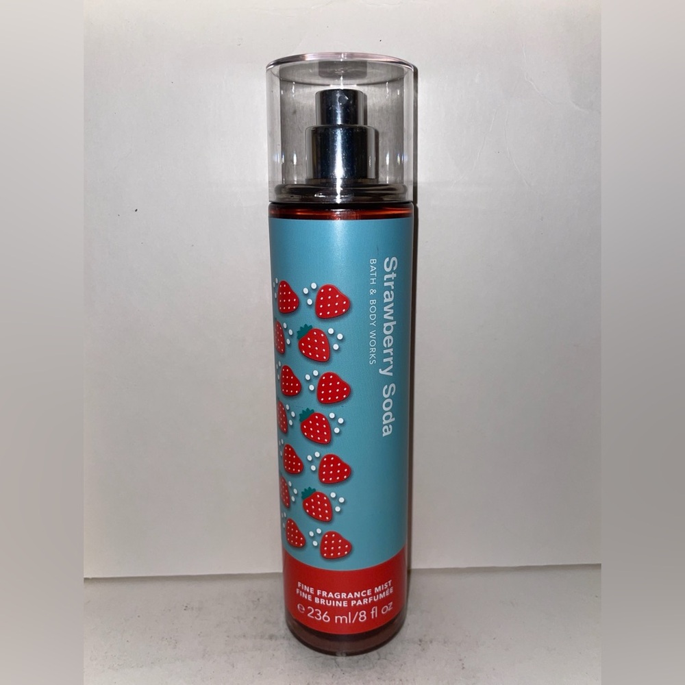 Bath & Body Works Strawberry Soda Fine Fragrance Mist 8oz Discontinued New
